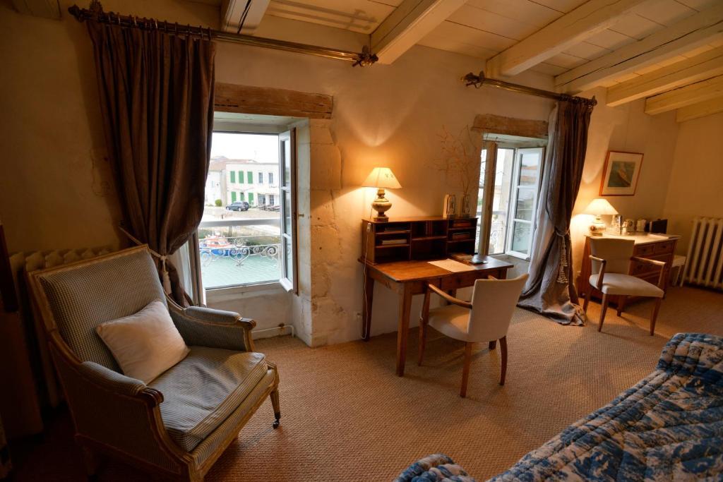 Bed and Breakfast Le Corps De Garde Saint-Martin-de-Ré Pokój zdjęcie