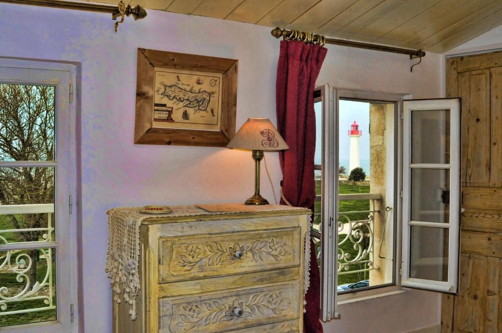 Bed and Breakfast Le Corps De Garde Saint-Martin-de-Ré Zewnętrze zdjęcie
