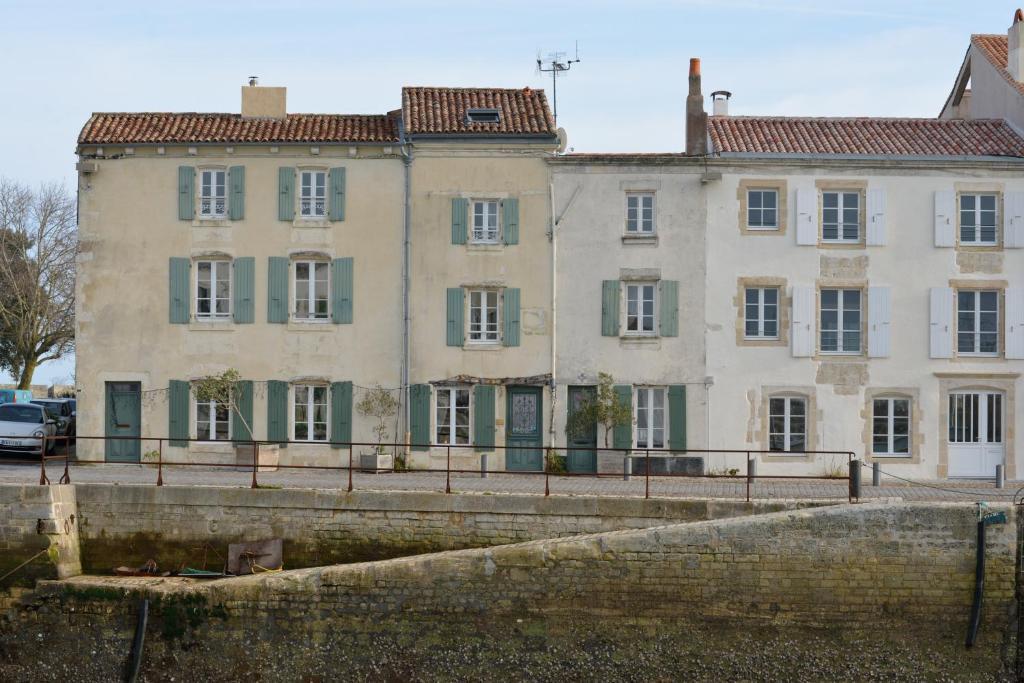 Bed and Breakfast Le Corps De Garde Saint-Martin-de-Ré Zewnętrze zdjęcie